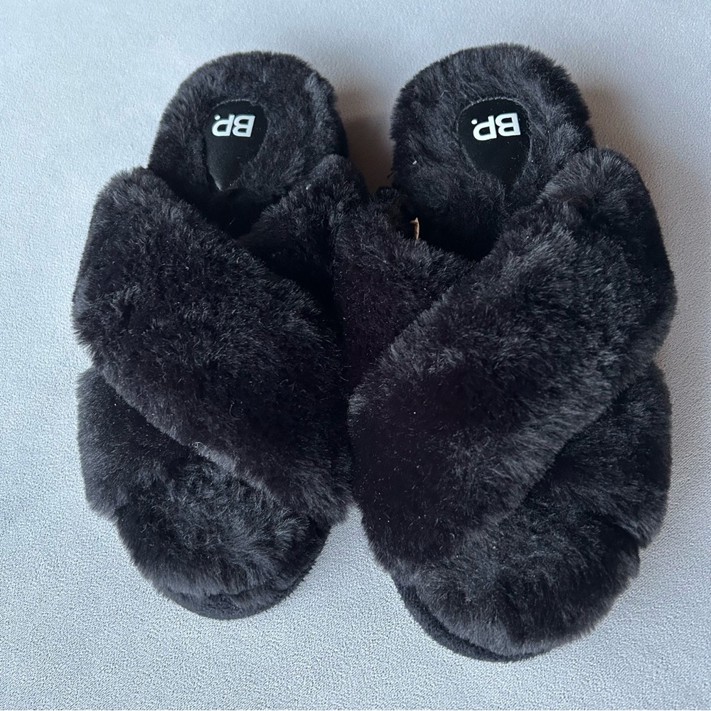 Bp ~ Sophie Criss Cross Strap Plush Slippers ~ Black ~ Women’s Size Medium 7-8